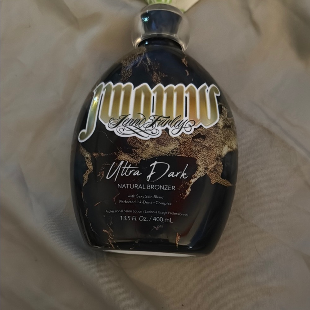 Jwoww Ultra Dark
